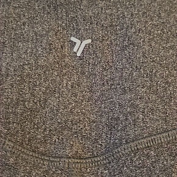 Old Navy High Rise Powersoft Leggings Side Pockets 7/8 Length Gray Size XS NWT - Picture 7 of 9